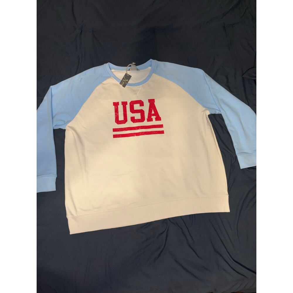 USA Natural Reflections red white and blue sweatshirt size XL new with tags
